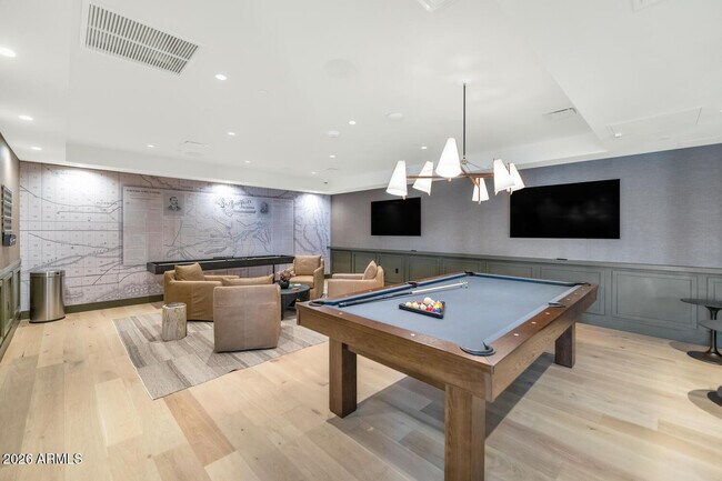 Building Photo - 4849 N Camelback Rdg Dr