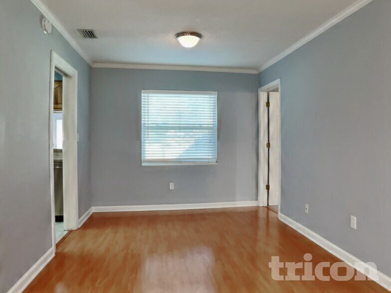 Building Photo - 10461 110th Way N