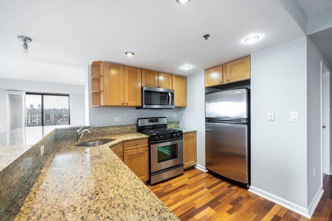 Building Photo - 759 2nd St