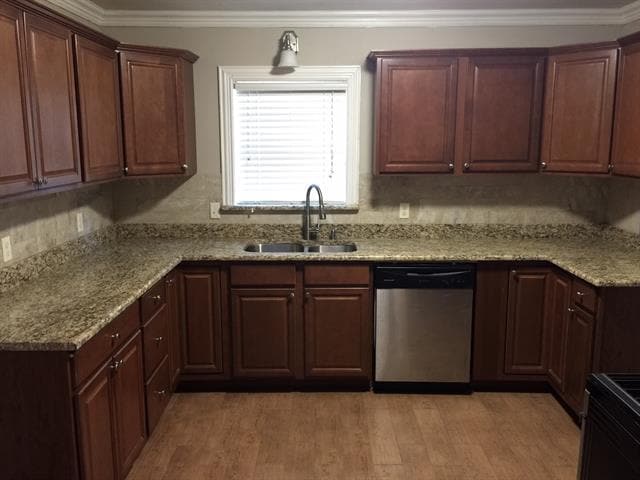 Building Photo - 3838 Eaton Dr