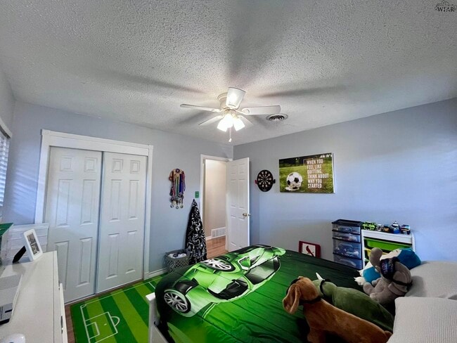 Building Photo - 4722 Florist St