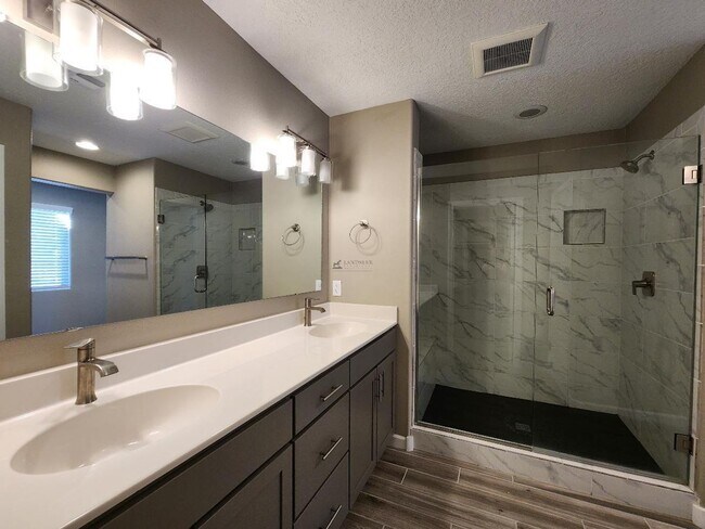 Building Photo - 4939 Venado Peak