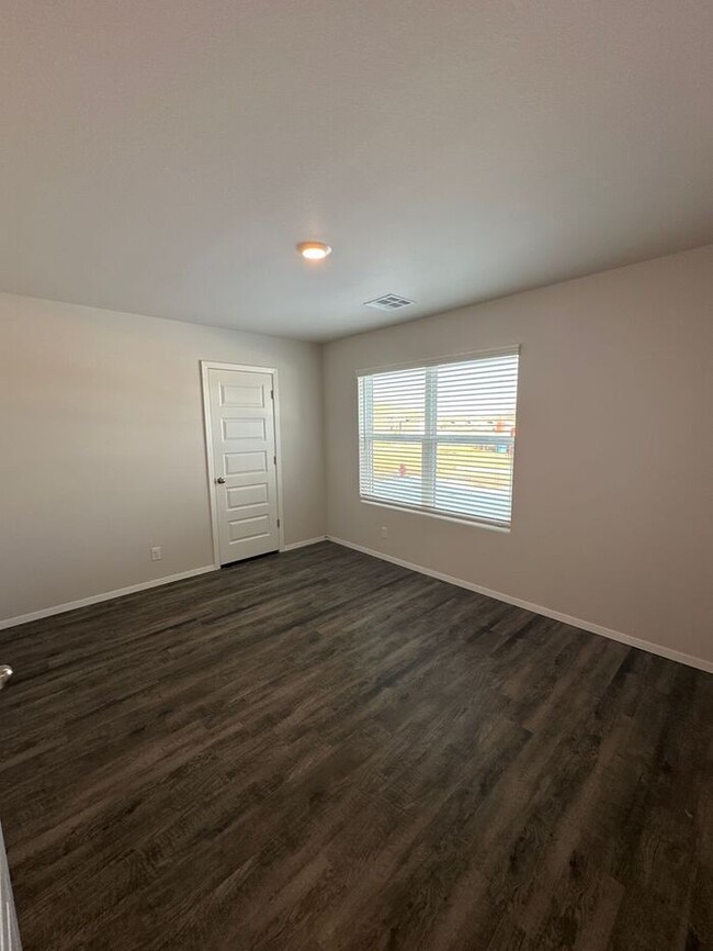 Building Photo - *Pre-leasing* BRAND NEW Three Bedroom | Tw...