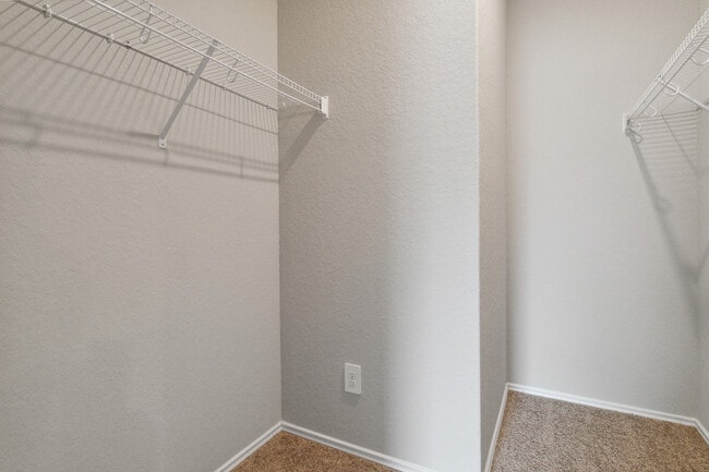 Building Photo - 3305 Ridge Pl
