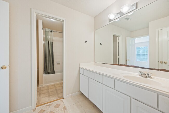 Building Photo - 2923 Ridge Scene Wy