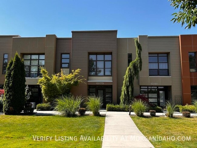 Primary Photo - 10175 W Carlton Bay Dr