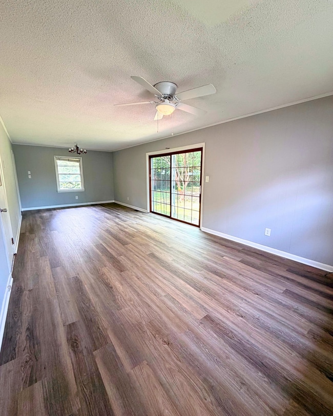 Building Photo - 224 Wood Dale Dr