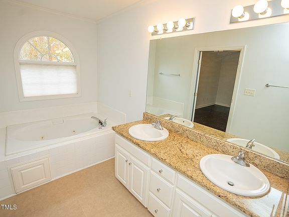 Building Photo - Build Equity While Leasing - Lease and Own...