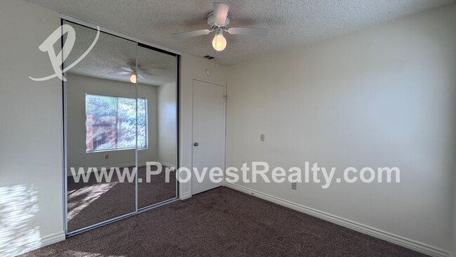 Building Photo - 16400 Nuevo Rd