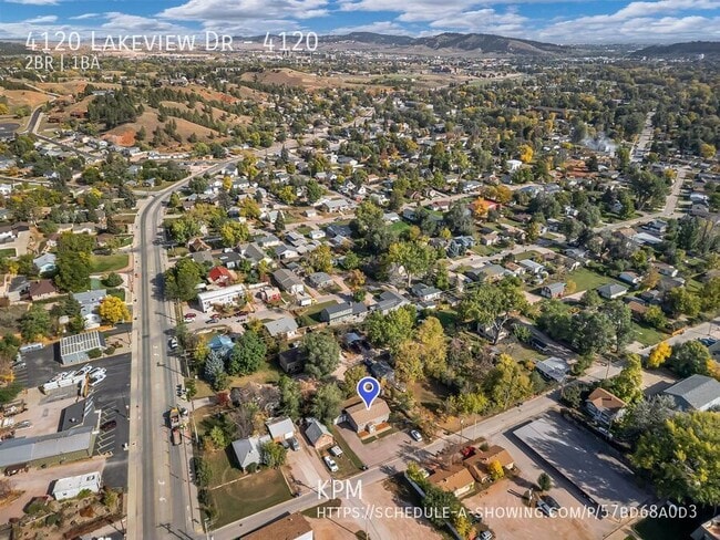 Building Photo - 4120 Lakeview Dr