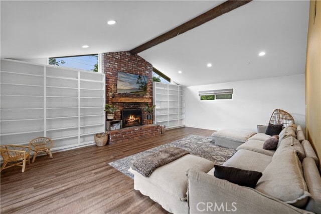 Building Photo - 3082 Rowena Dr