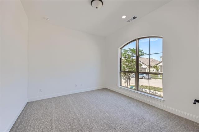 Building Photo - 620 Florence Trl