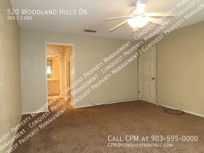 Building Photo - Spacious 3 Bedroom, 2 Bath w/Garage!