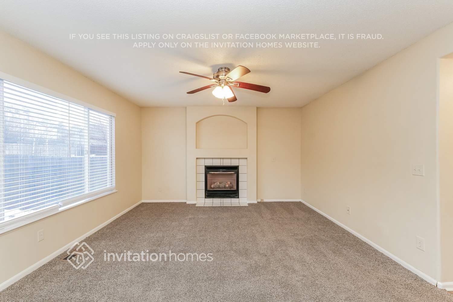 Building Photo - 3365 Bareback Dr