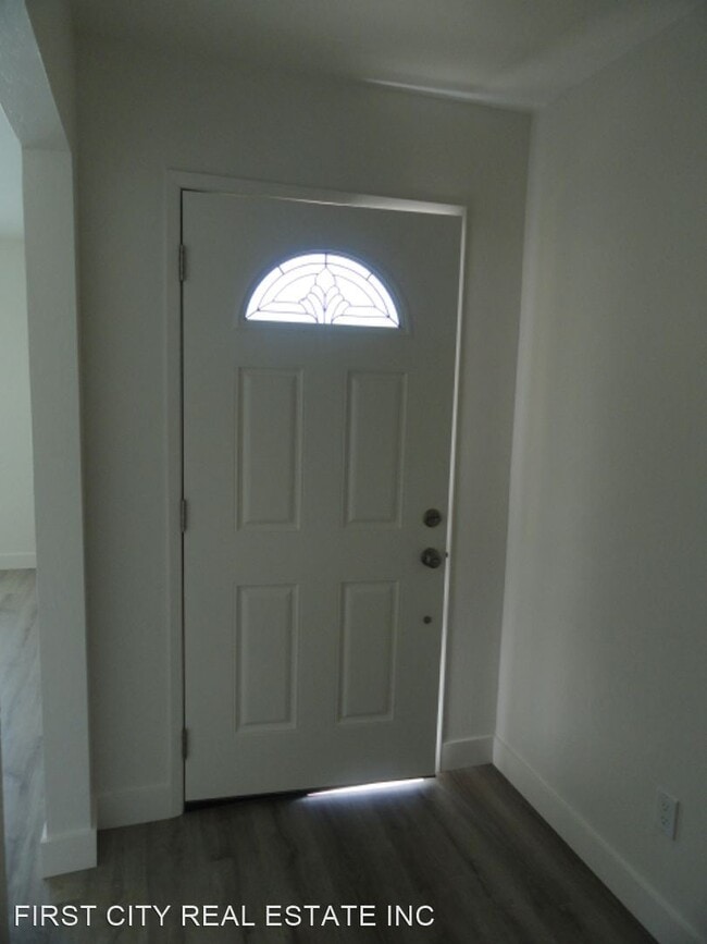 Building Photo - 3 br, 2 bath House - 129 Redondo Court