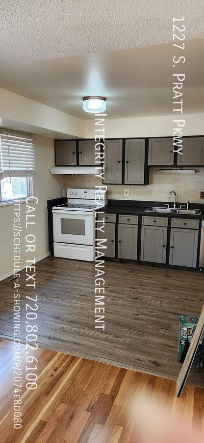 Building Photo - 1227 S Pratt Pkwy