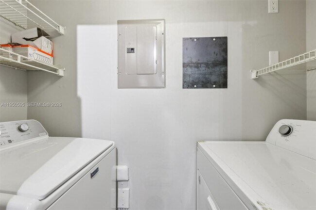 Building Photo - 2051 Renaissance Blvd