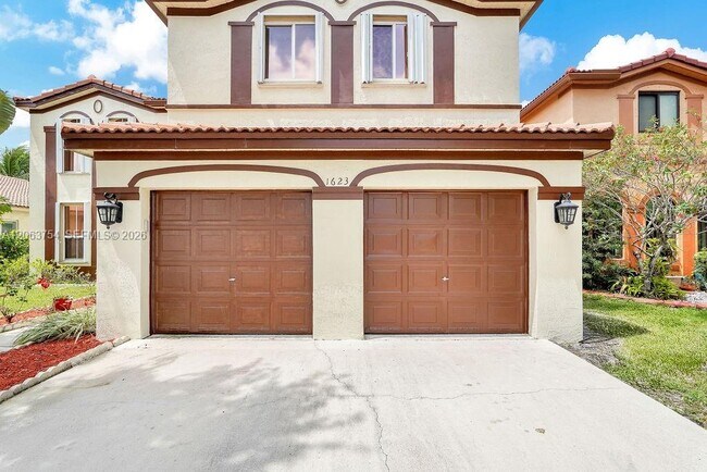 Building Photo - 1623 E Harmony Lake Cir