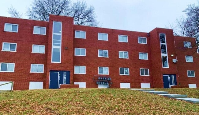 Building Photo - 1613 Washington Blvd