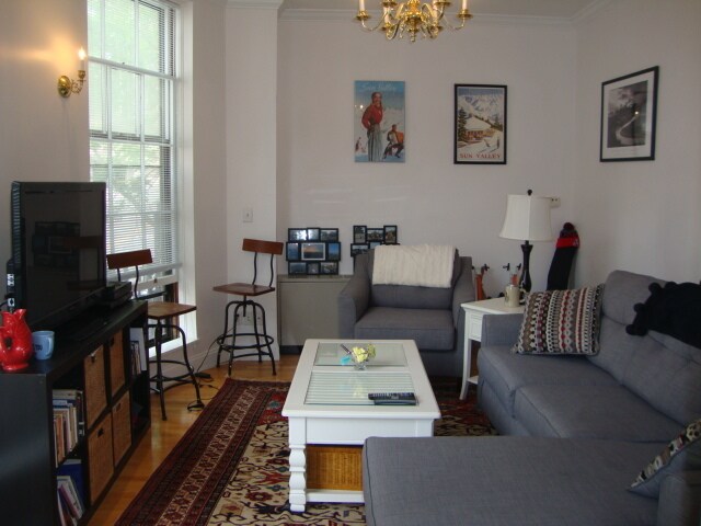 Building Photo - 27 Bowdoin St