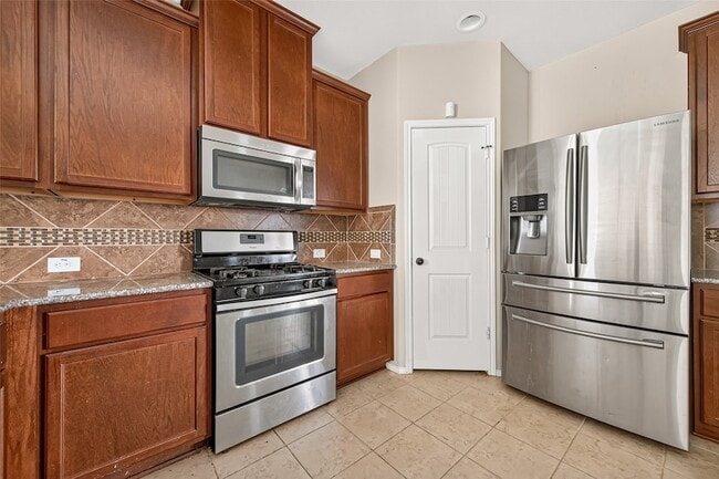 Building Photo - 23527 Jasmine Terrace Dr