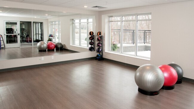 Building Photo - 350 Nathan Ln N