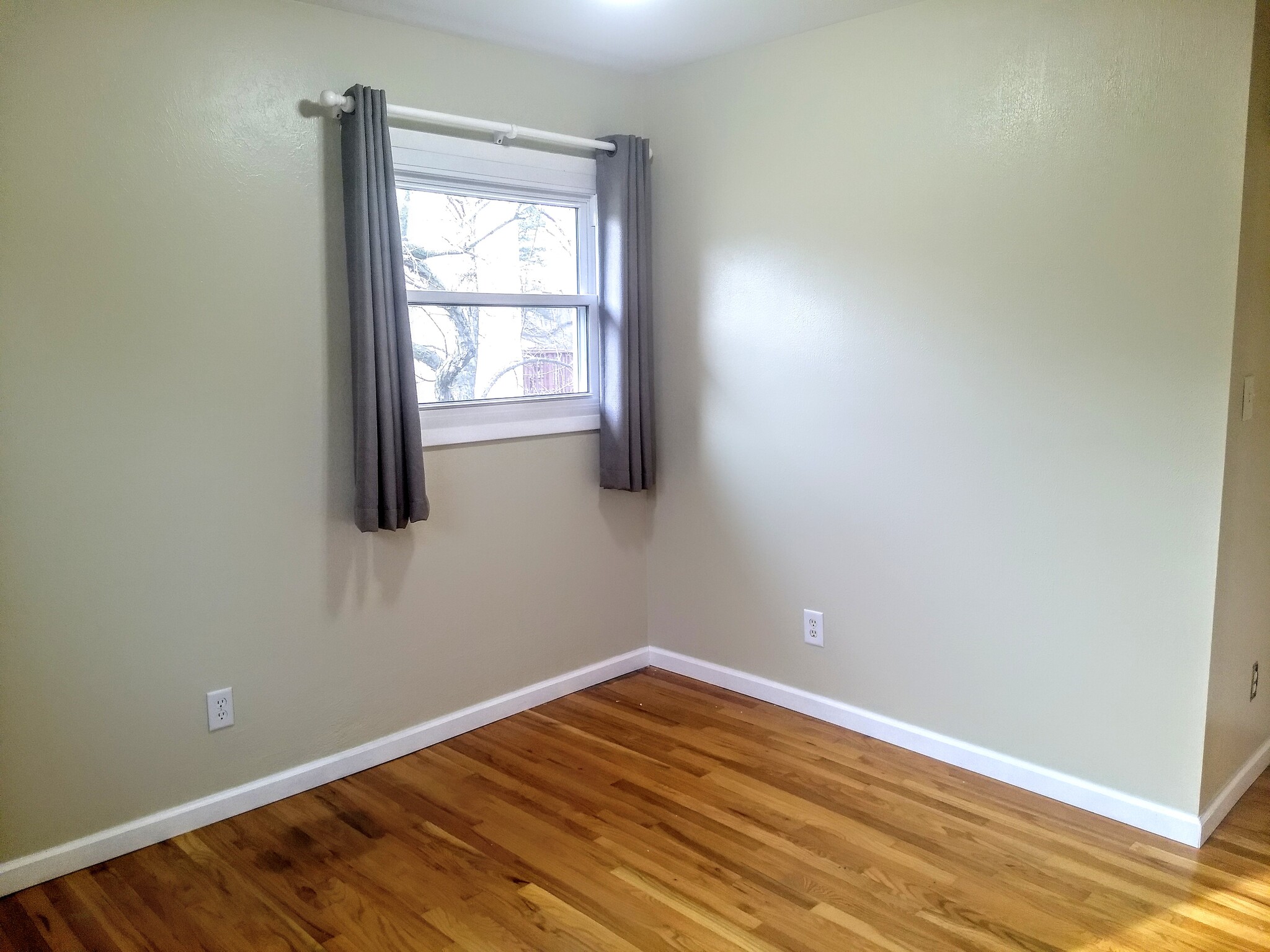 Third bedroom - 16351 Petro Dr