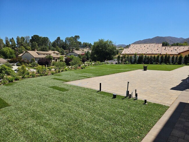 Building Photo - Exquisite 5-Bedroom Luxury Pool Home with ...