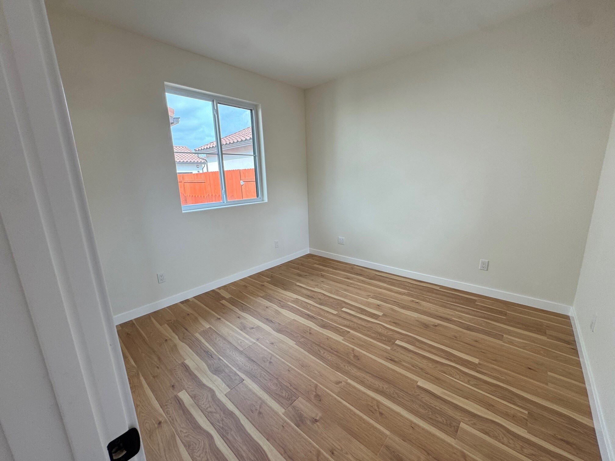 Building Photo - 1101 W 2nd St