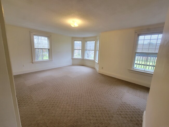 Building Photo - 270 Cherry Brook Rd