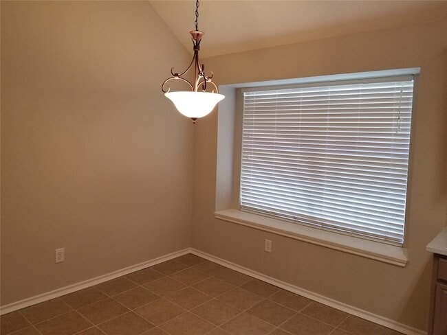 Building Photo - 5598 Carrington Dr
