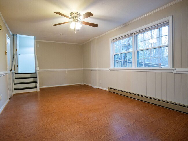 Building Photo - 4-Bedroom Home in Midlothian