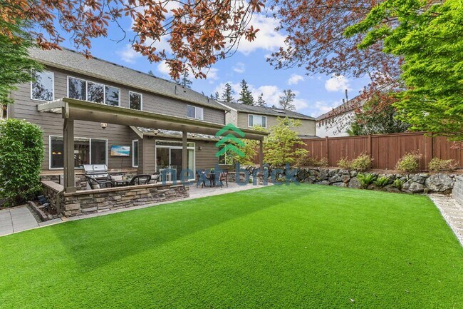 Building Photo - Spacious 4-Bed, 4-Bath Retreat in Sammamish – 3300 Sq Ft of Comfort and Style!