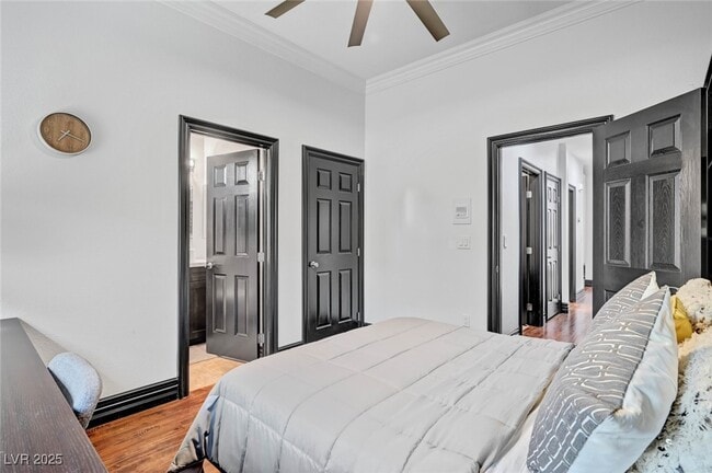 Building Photo - 9593 Los Cotos Ct