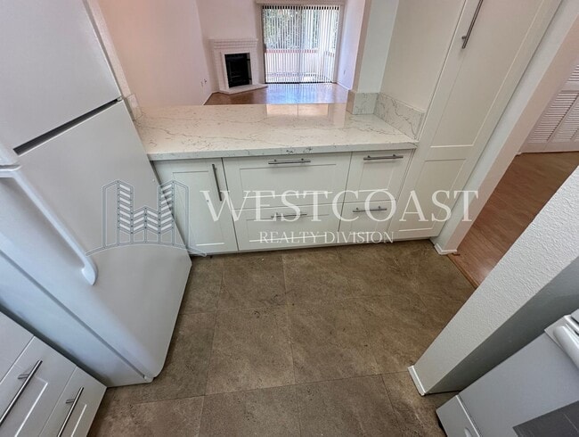 Building Photo - Beautiful Two-Story 3 Bed, 2 Bath Home in Calavera Hills Villas Community in Carlsbad