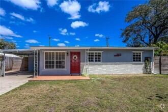 Building Photo - 3 bedroom in Hollywood FL 33021