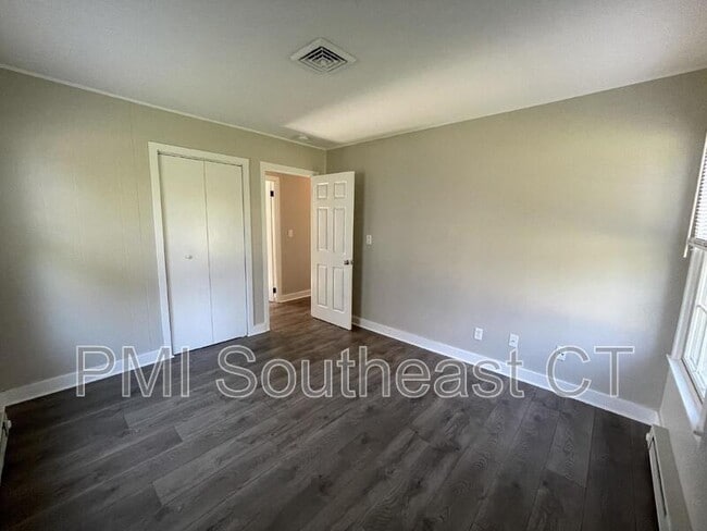 Building Photo - 22 Luce Ave