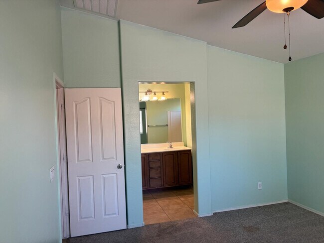 Building Photo - 23826 W Yavapai St