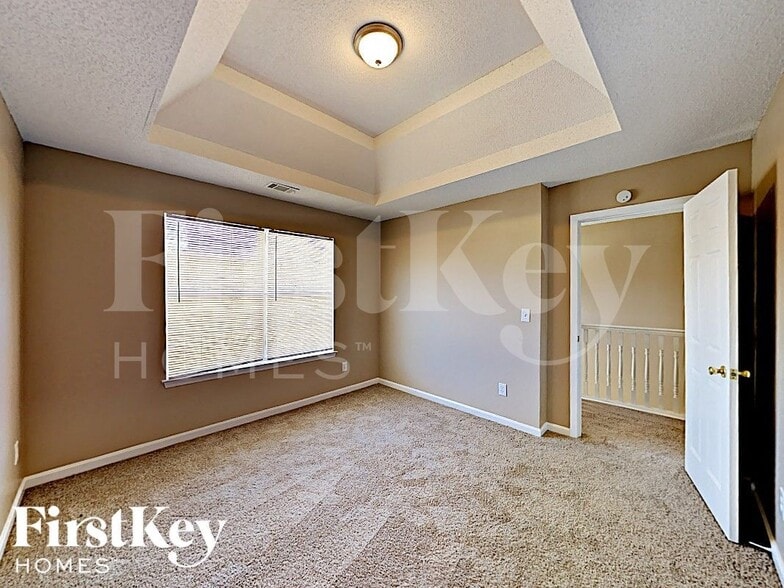 Building Photo - 164 Penny Ln