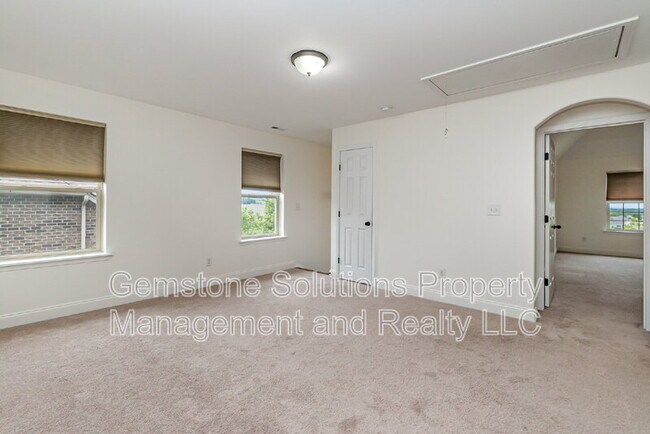 Building Photo - 76 Molly Bright Ln