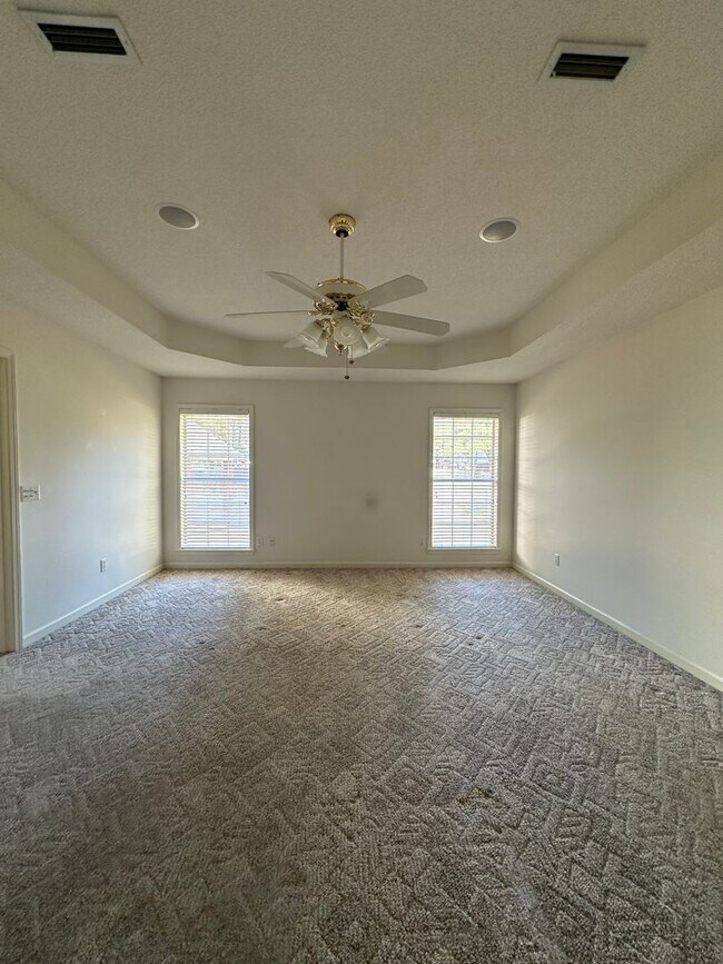 Building Photo - Enterprise Country Club!  Short Term Renta...