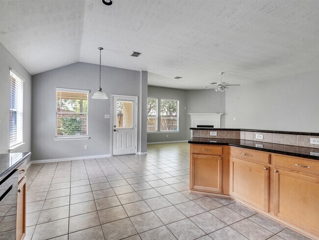Building Photo - 18011 Outback Lakes Tr