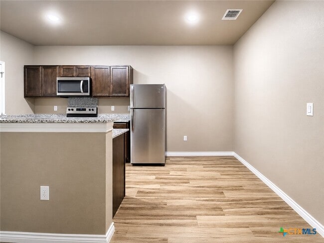 Building Photo - 1204 N 18th St