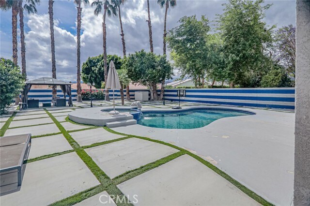 Building Photo - 68347 Descanso Cir