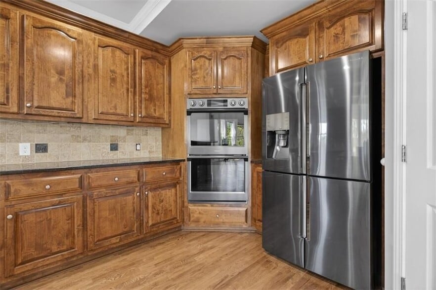 Building Photo - 4537 Grandview Pkwy