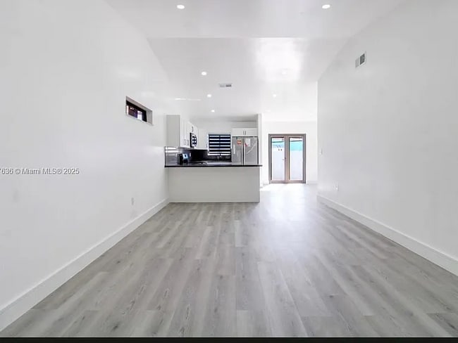 Building Photo - 10210 NW 125th St