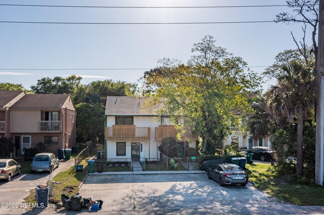 Building Photo - 2125 Florida Blvd