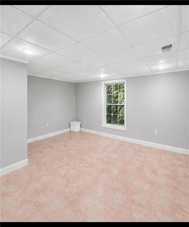 Building Photo - 5200 Laurel Bridge Dr SE