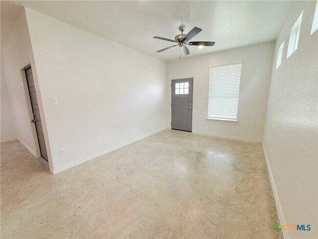 Building Photo - 215 A Riptide Dr