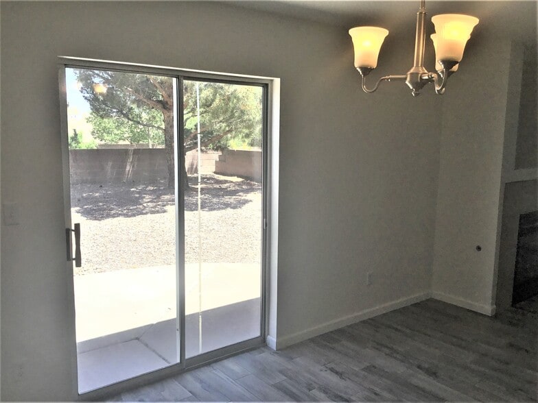 Building Photo - 10244 Shawna St NW